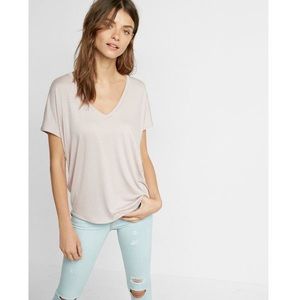 White V-Neck Hi-Lo Short Sleeve London Tee